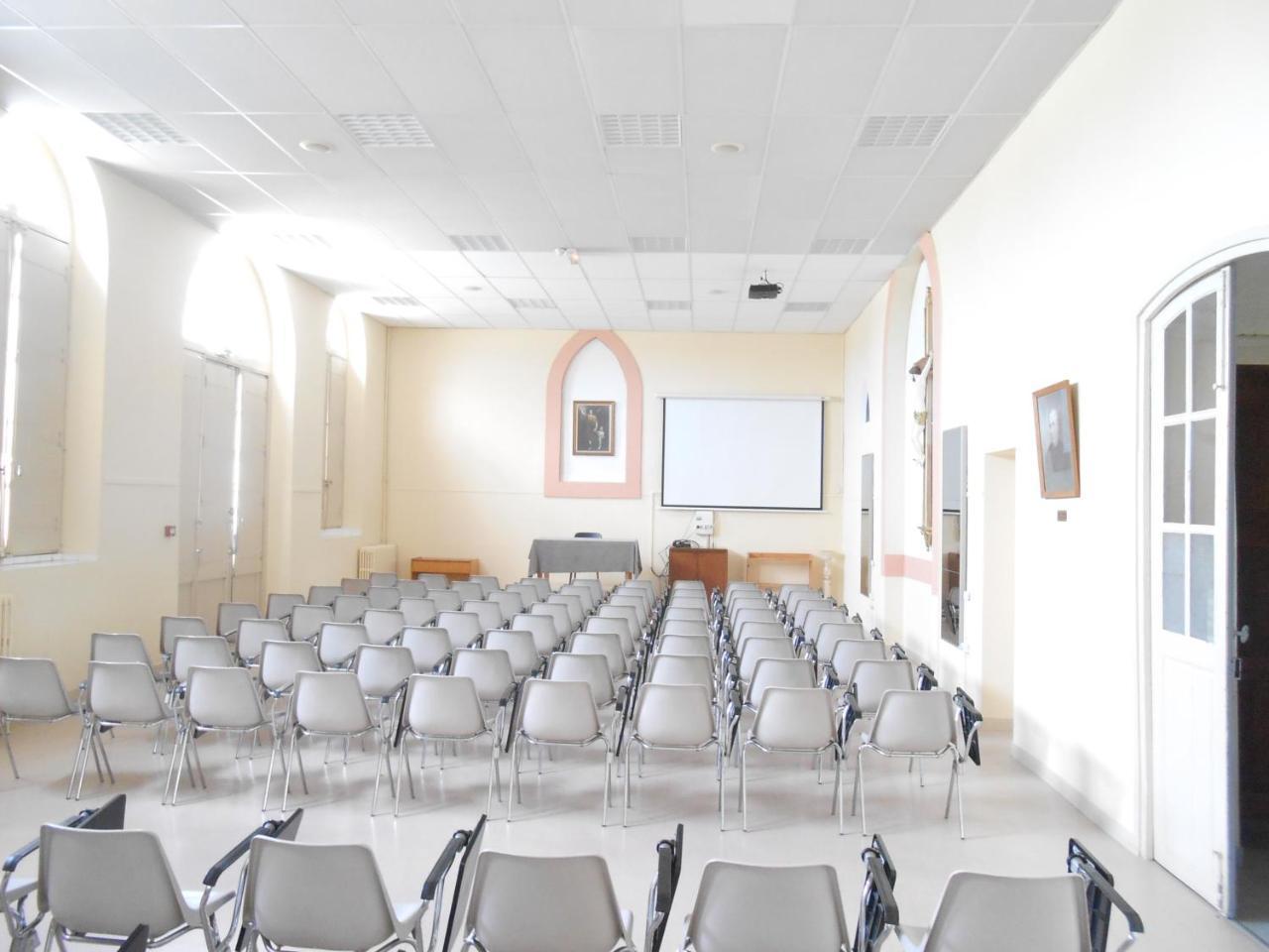 מלון מונטובן Centre Louis Ormieres מראה חיצוני תמונה
